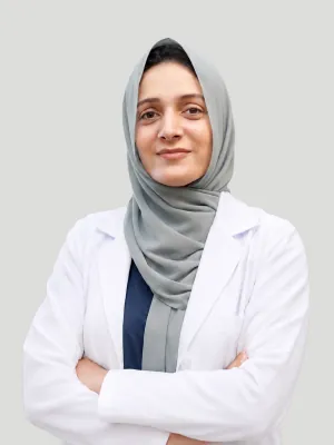 Dr. Kinza Siddique, General Dentist at DentoCorrect